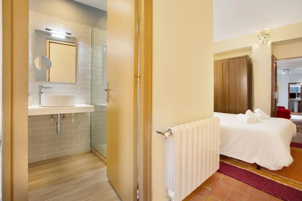 Casa Torre Cruilles Big, Stylish, Modernized 'Castle' Prime Costa Brava With Ac Villa Exterior photo